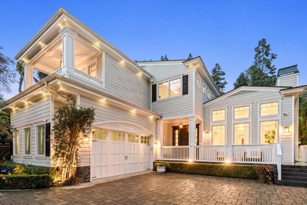 Exquisite - Elegant - Luxe - La Upscale Retreat! Villa *